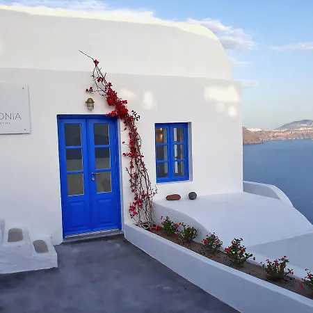 Chelidonia Luxury Hotel Oia (Santorini)