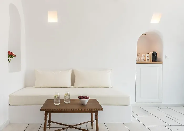 Chelidonia Luxury 4* Oia (Santorini)