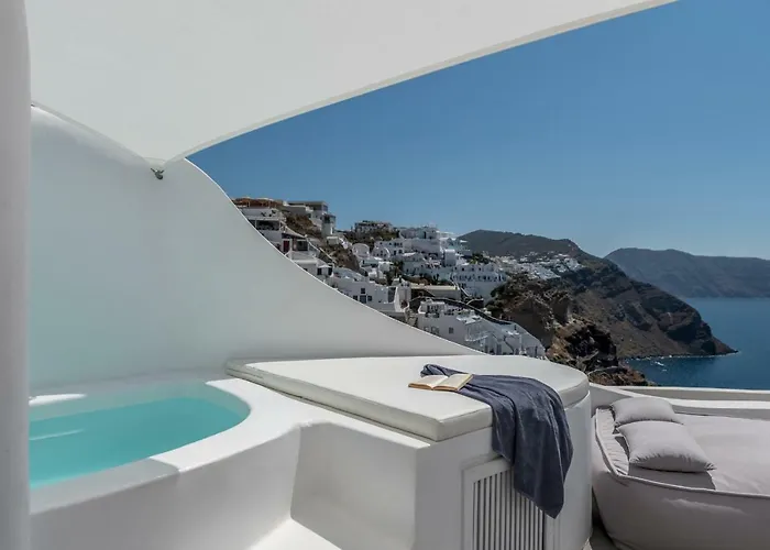 Chelidonia Luxury Hotel 4*