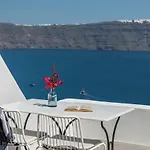 Chelidonia Luxury Oia (Santorini)