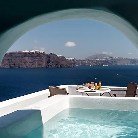 Chelidonia Luxury Hotel Oia (Santorini)