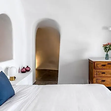 Chelidonia Luxury Hotel