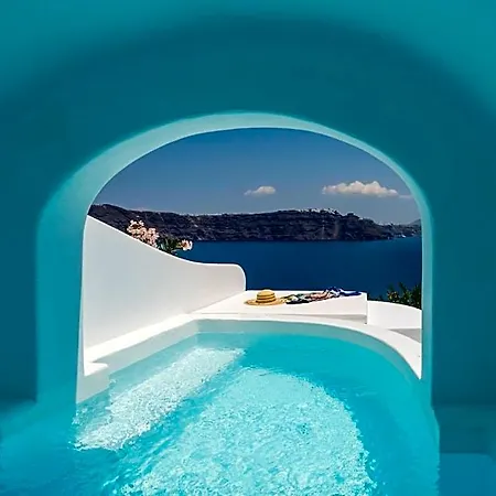 Chelidonia Luxury 4*