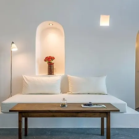 Chelidonia Luxury 4* Oia (Santorini)