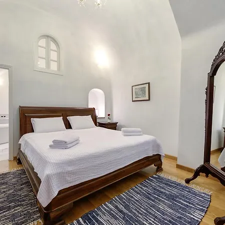 Szálloda Chelidonia Luxury