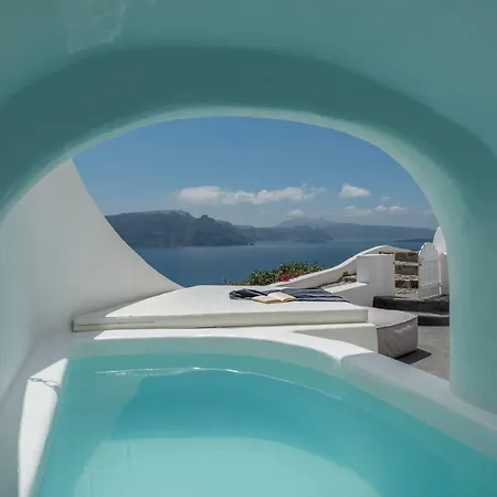 Szálloda Chelidonia Luxury Ía