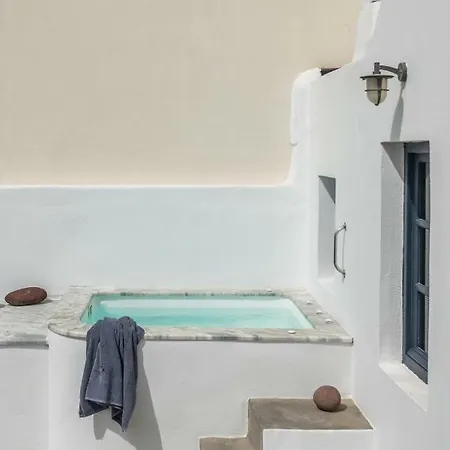Chelidonia Luxury 4* Oia
