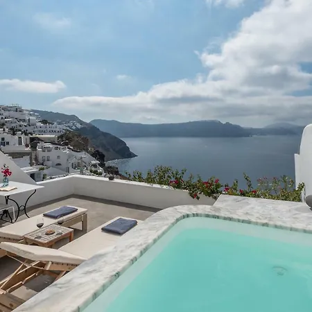 Chelidonia Luxury