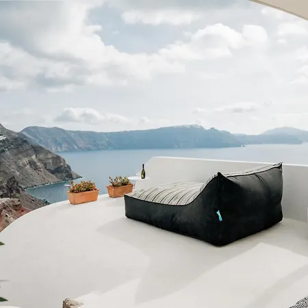 Chelidonia Luxury 4* 이아