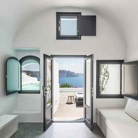 Chelidonia Luxury 호텔 이아