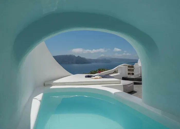 Szálloda Chelidonia Luxury Ía