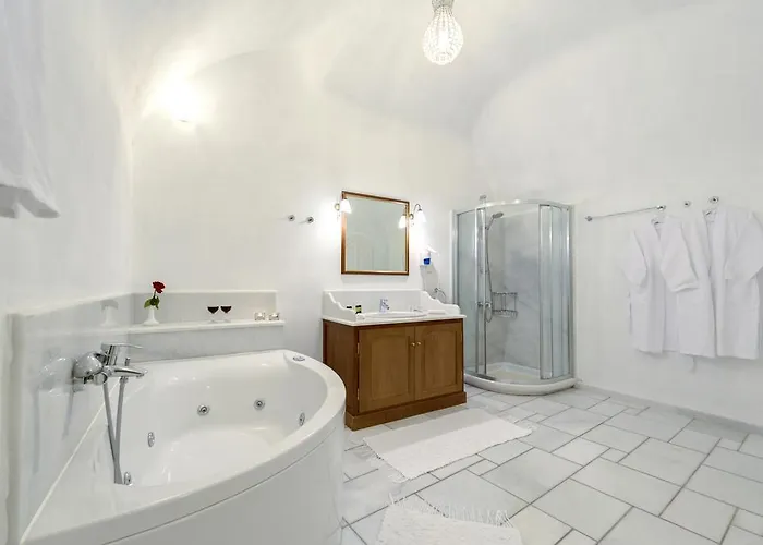 Hotel Chelidonia Luxury Oia