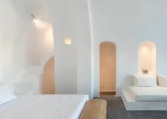 Chelidonia Luxury 4* Oia